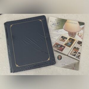 Creative Memories 8 1/2 X 11 Navy Album w/white pages, pack of page protectors